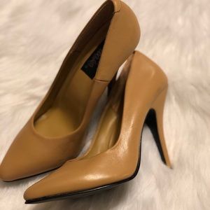 Nude Heels- Women Size 7.5